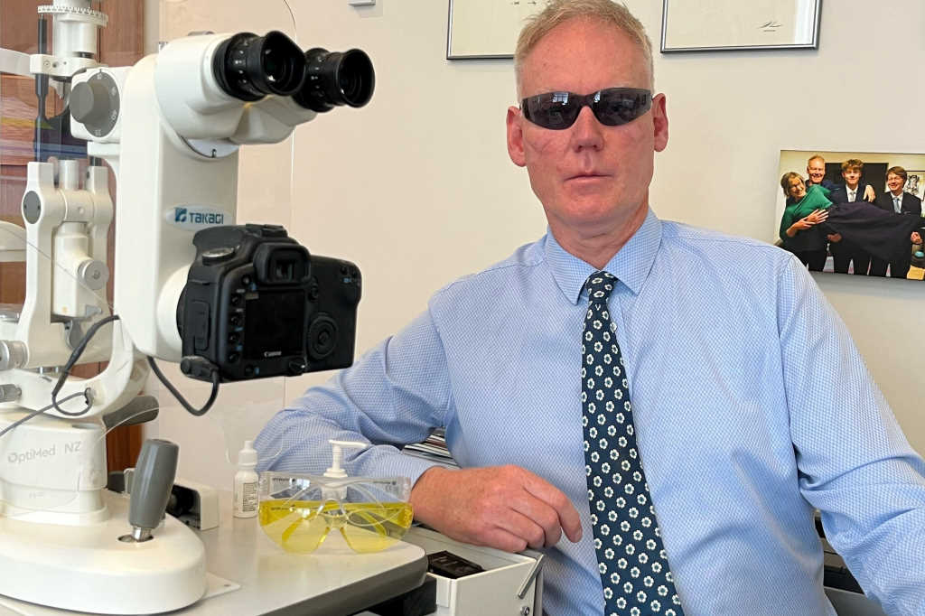 Mementos for eye health